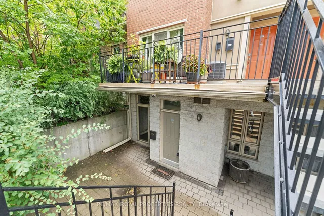 Additional property image - 1496 Victoria Park Ave Unit 119