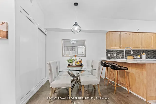 Additional property image - 1496 Victoria Park Ave Unit 119