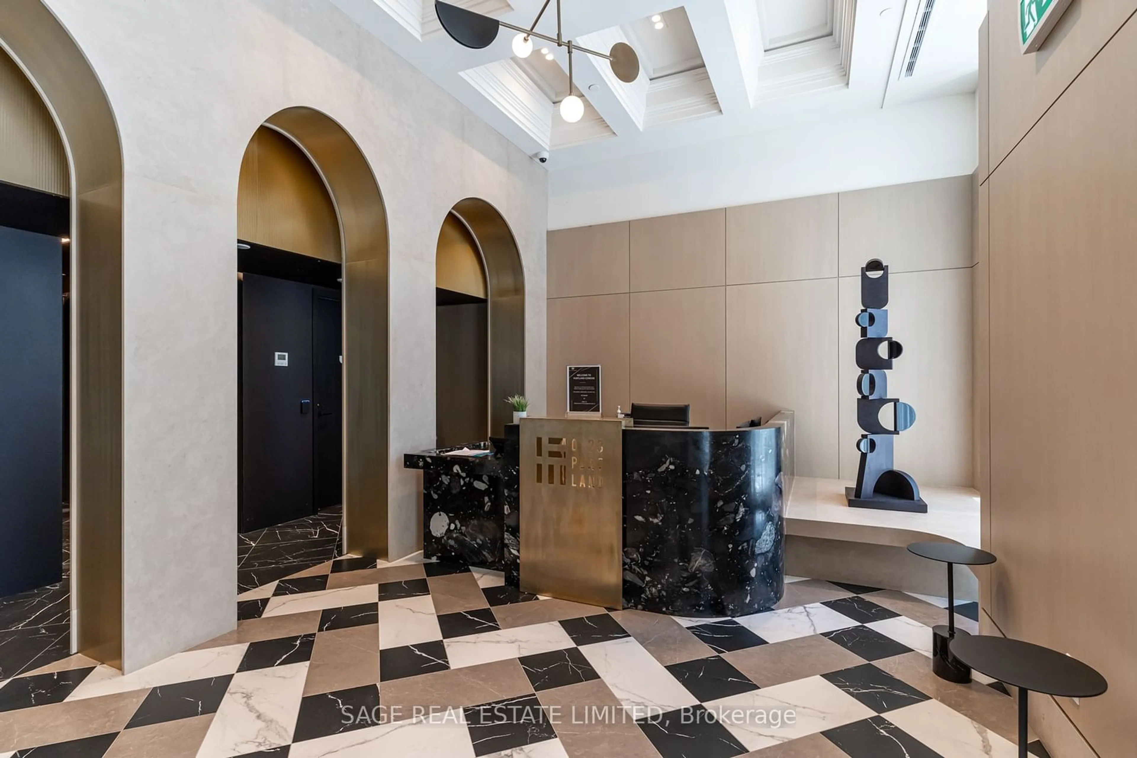 Indoor foyer, ceramic floors for 123 Portland St #1103, Toronto Ontario M5V 0V9