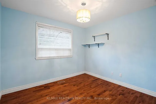 Additional property image - 5 Terrington Crt