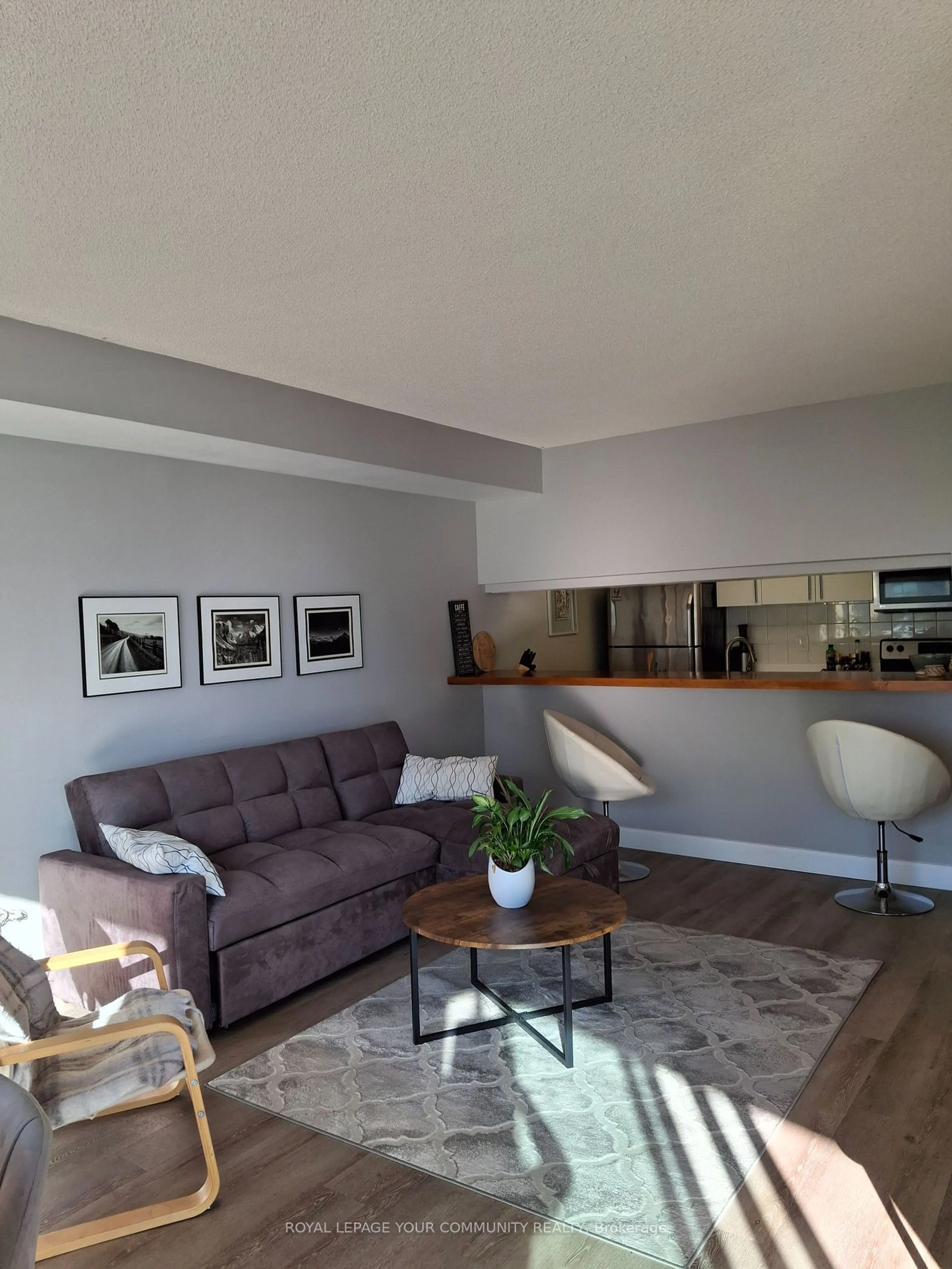 Living room, wood floors for 77 Harbour Sq #809, Toronto Ontario M5J 2S2