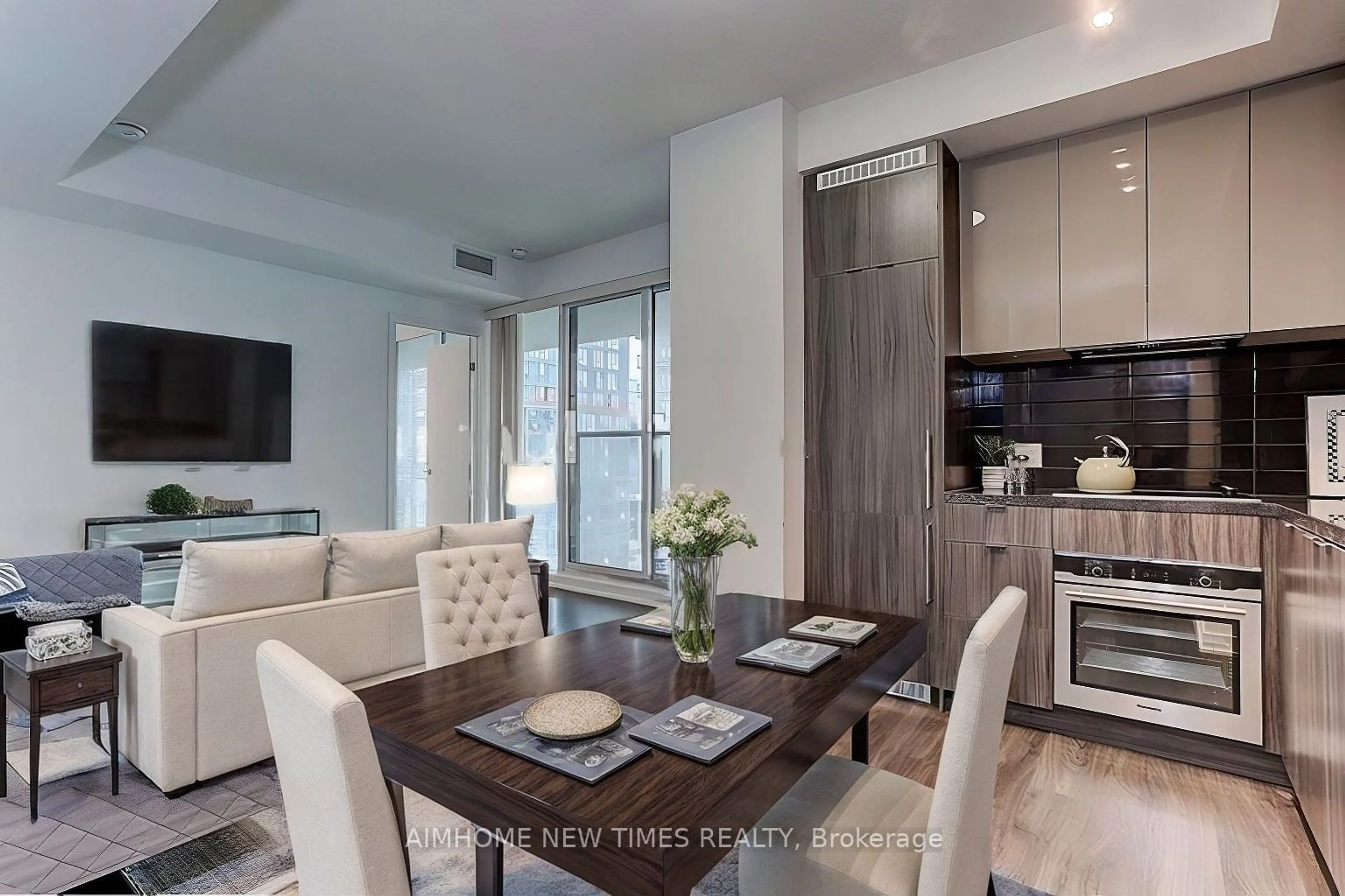 Open concept kitchen for 125 Blue Jays Way #3311, Toronto Ontario M5V 0N5