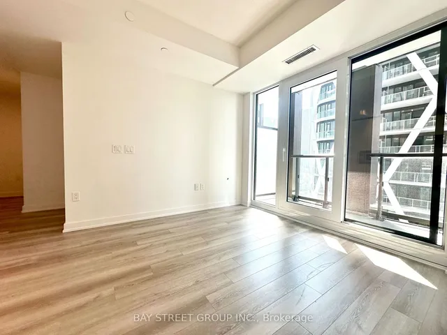 Additional property image - 238 Simcoe St Unit 2006