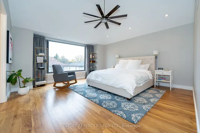 Additional property image - 323 Douglas Ave