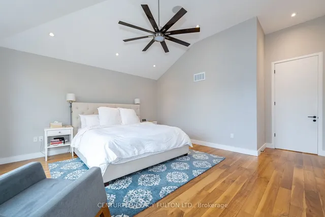 Additional property image - 323 Douglas Ave
