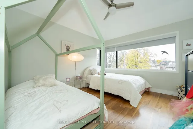 Additional property image - 323 Douglas Ave