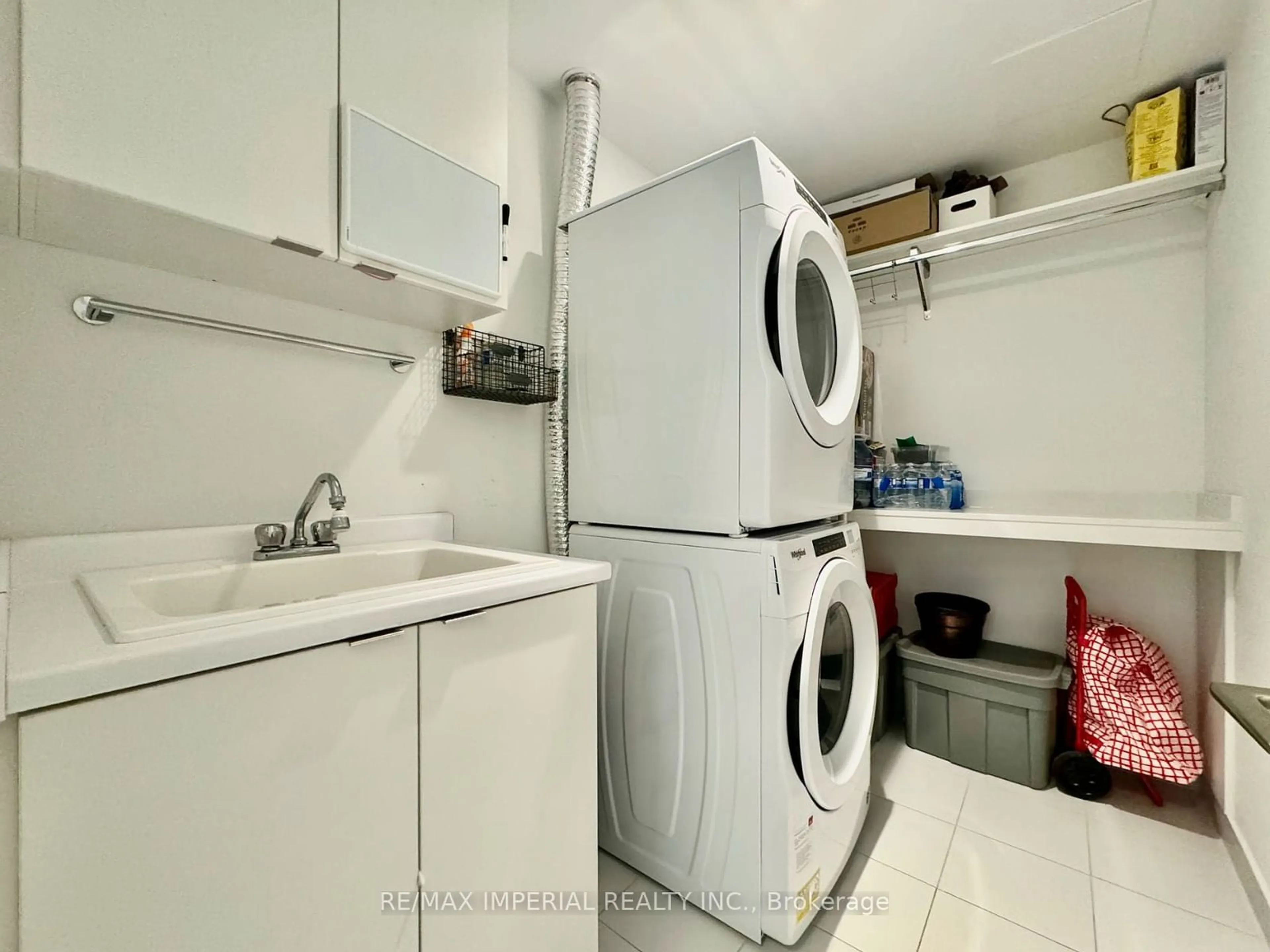 Laundry room for 60 Ann O'reilly Rd #PH63, Toronto Ontario M2J 0C9