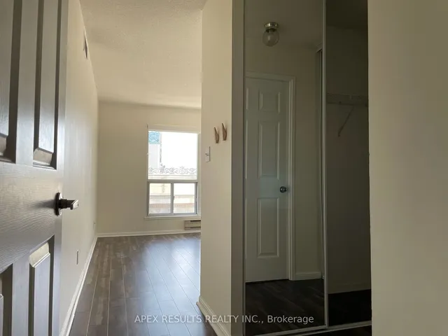 Additional property image - 7 Carlton St Unit 1711