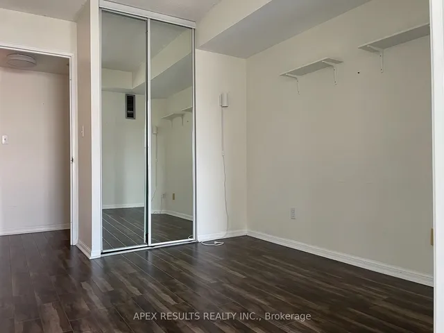 Additional property image - 7 Carlton St Unit 1711