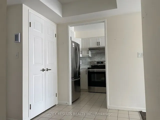 Additional property image - 7 Carlton St Unit 1711
