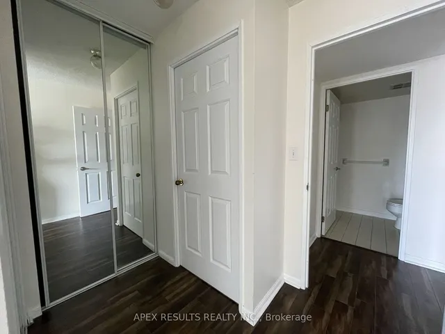 Additional property image - 7 Carlton St Unit 1711