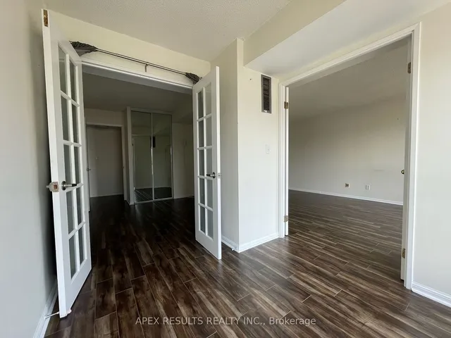 Additional property image - 7 Carlton St Unit 1711