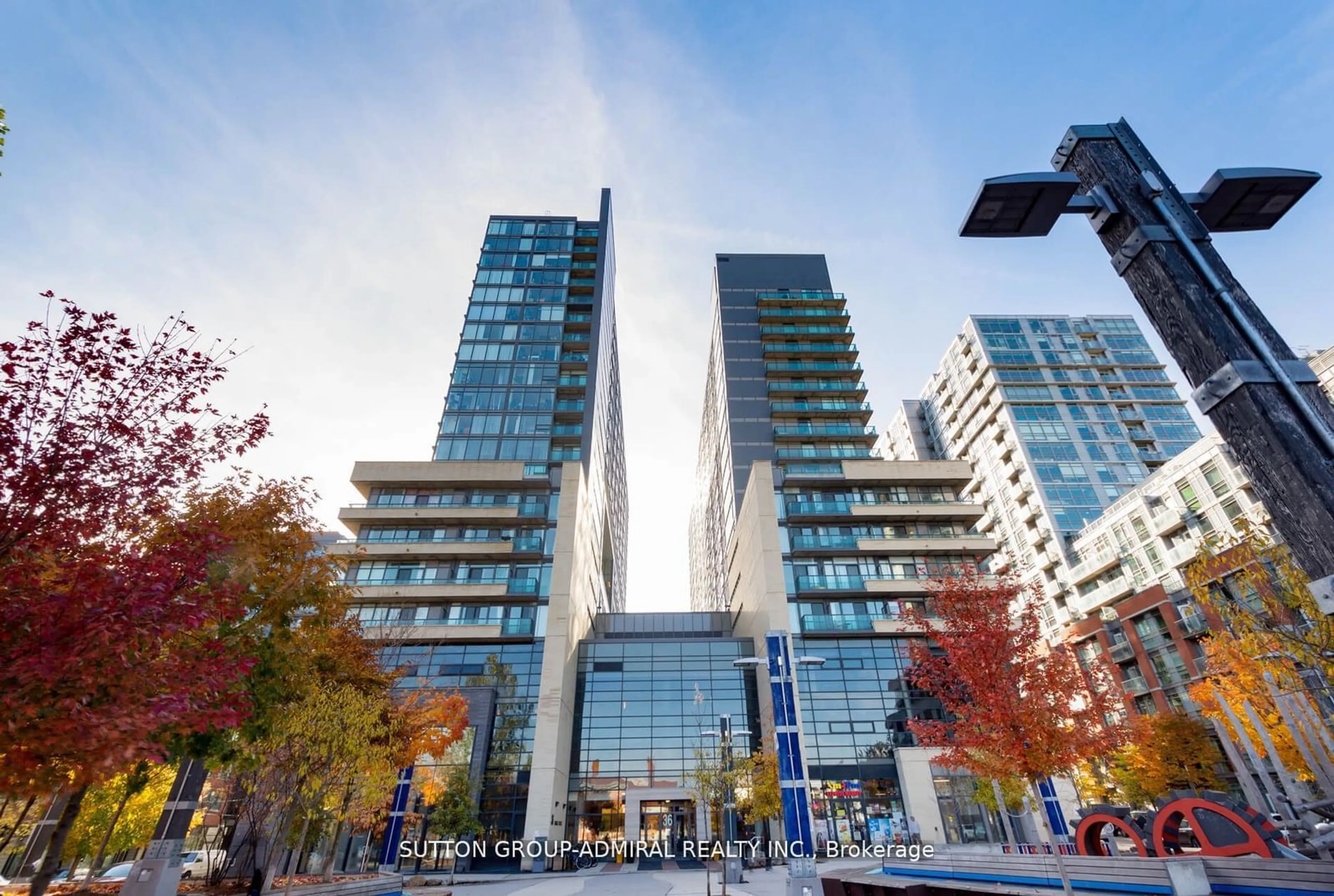 A pic from exterior of the house or condo, the view of city buildings for 36 Lisgar St #512W, Toronto Ontario M6J 0C7