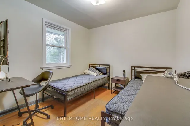 Additional property image - 6 Wallbridge Crt