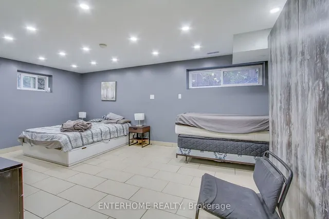 Additional property image - 6 Wallbridge Crt
