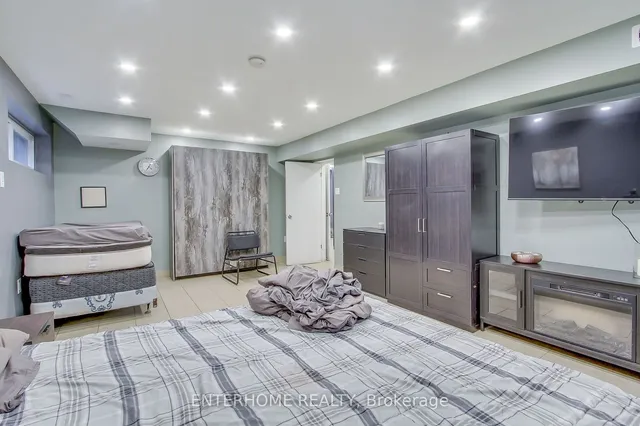 Additional property image - 6 Wallbridge Crt