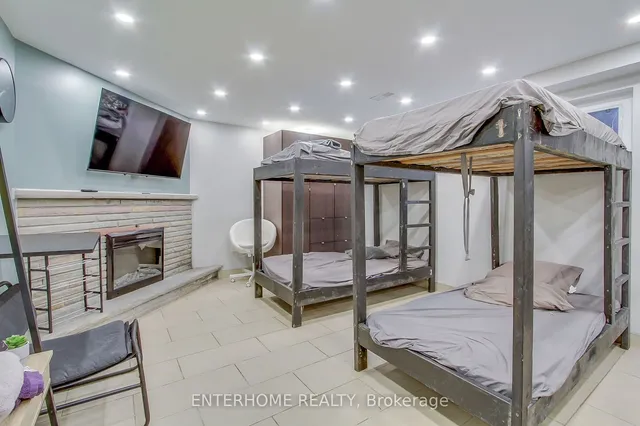 Additional property image - 6 Wallbridge Crt