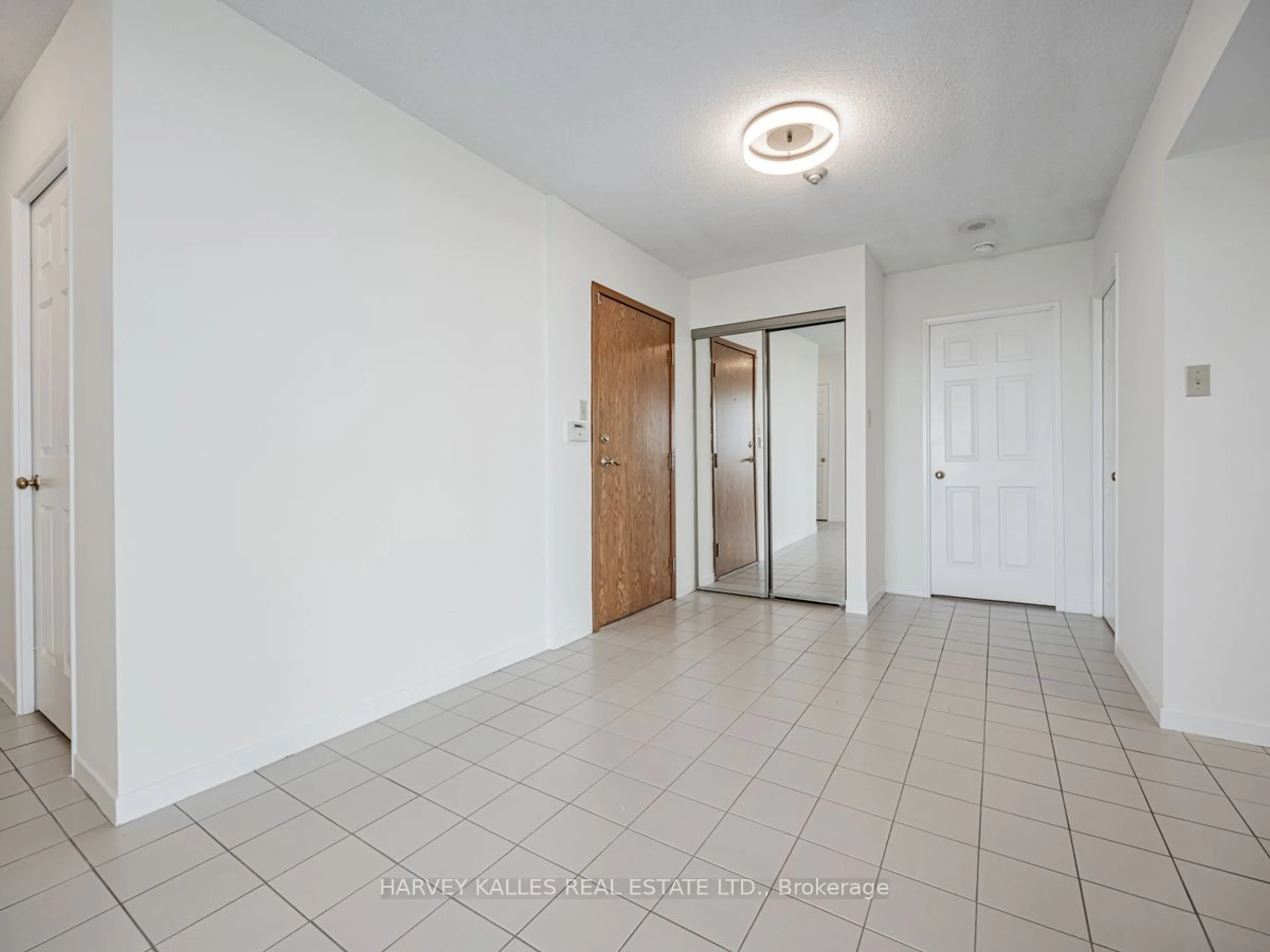 Indoor entryway, not visible floor for 10 Torresdale Ave #1108, Toronto Ontario M2R 3V8