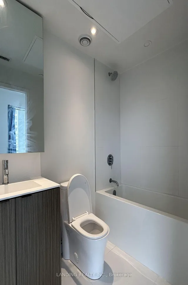 Additional property image - 20 Edward St Unit 1910