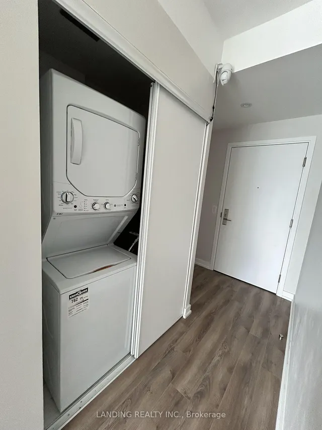 Additional property image - 20 Edward St Unit 1910