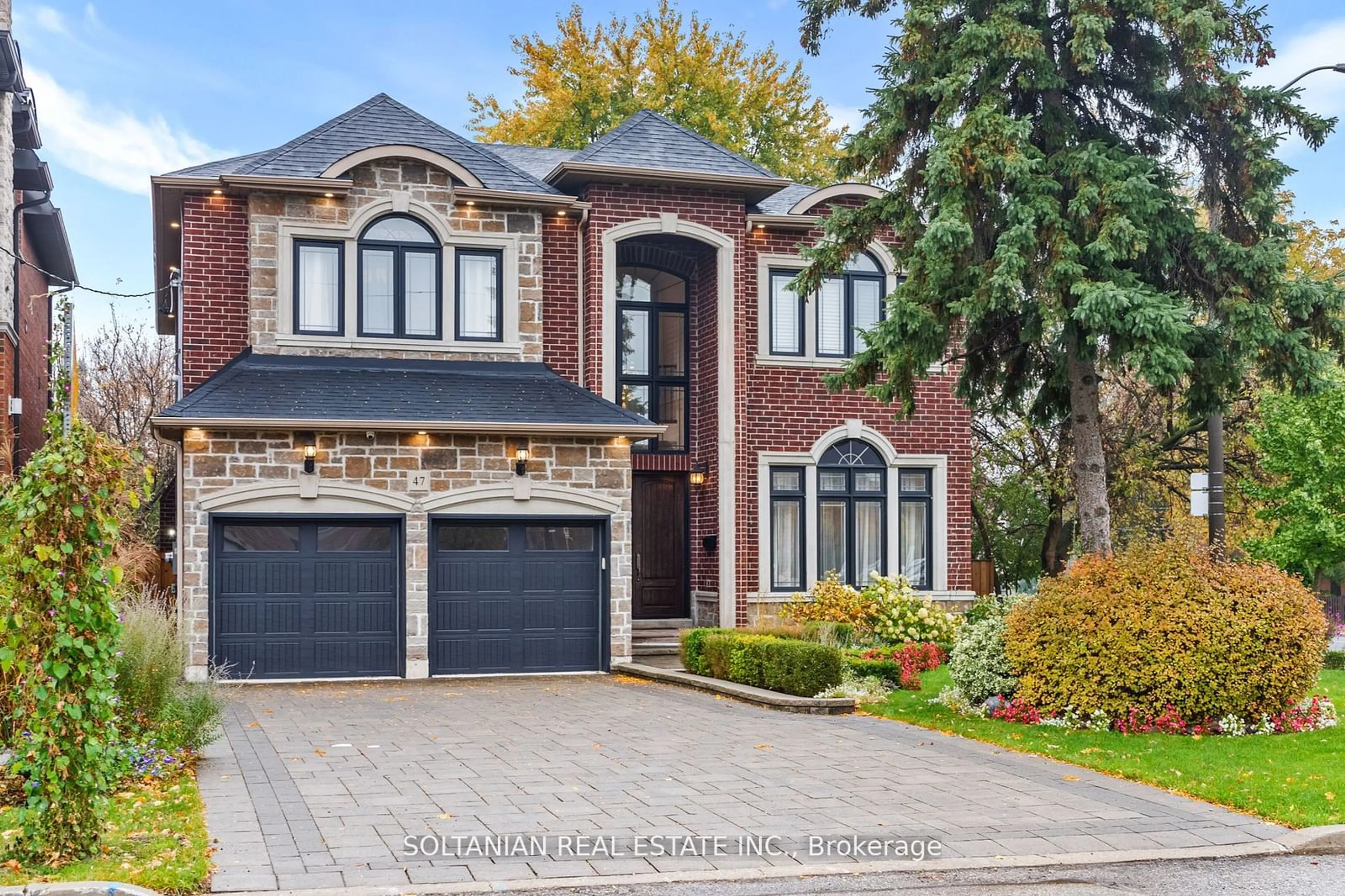 Home with brick exterior material for 47 Terrace Ave, Toronto Ontario M2R 1G1