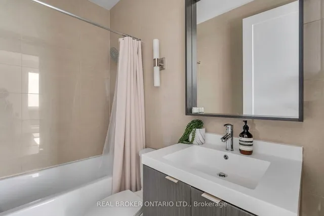 Additional property image - 18 Graydon Hall Dr Unit PH10