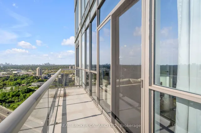 Additional property image - 18 Graydon Hall Dr Unit PH10