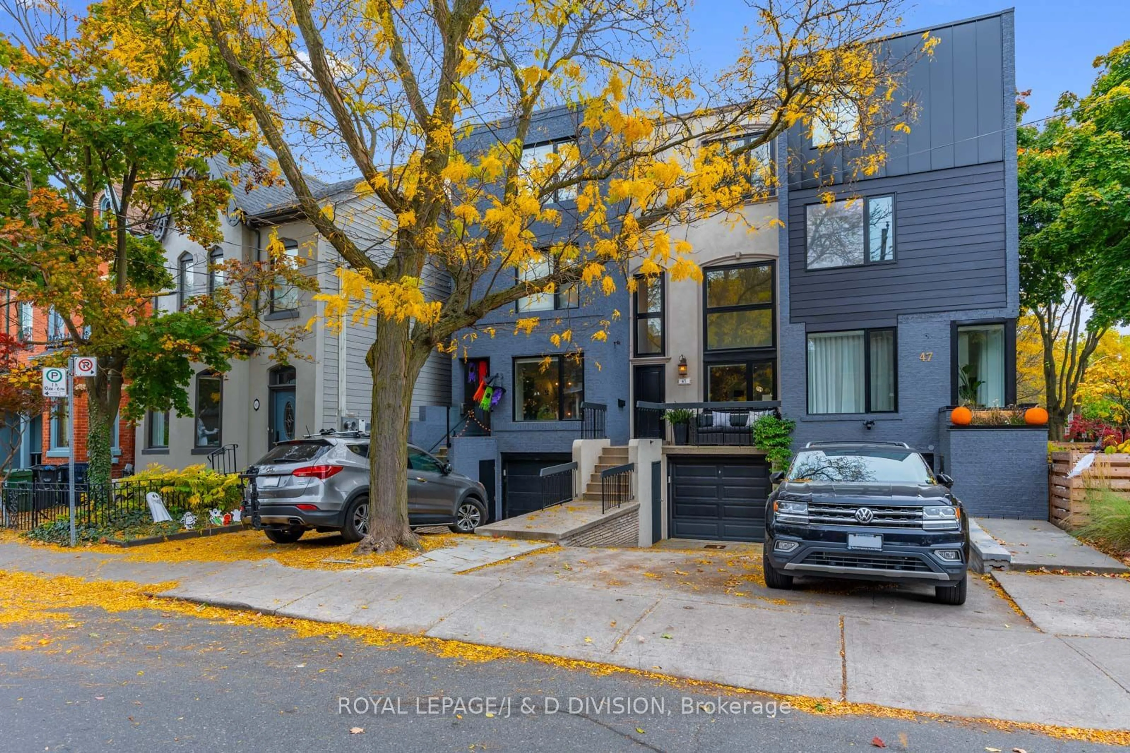 A pic from exterior of the house or condo, the street view for 45 Birch Ave, Toronto Ontario M4V 1E1