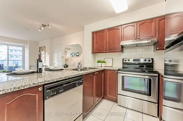 Additional property image - 35 Hollywood Ave Unit 318