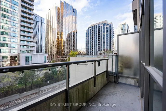 Additional property image - 35 Hollywood Ave Unit 318