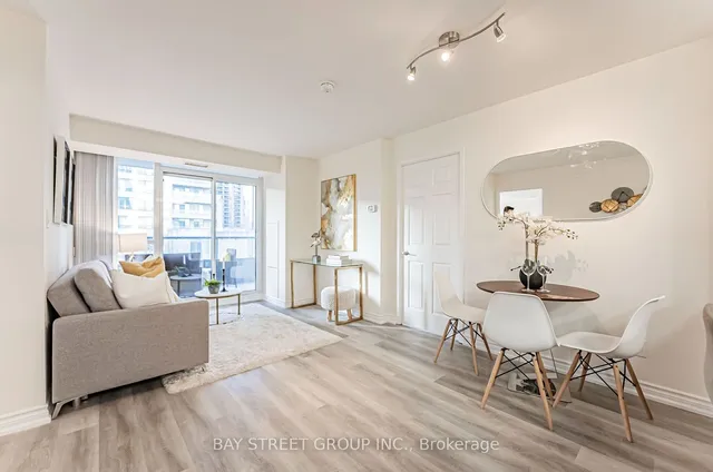 Additional property image - 35 Hollywood Ave Unit 318
