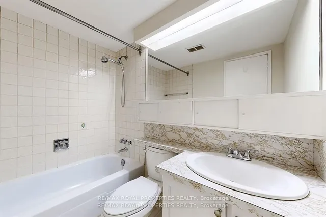 Additional property image - 20 Forest Manor Rd Unit 702