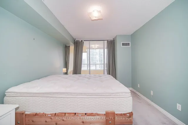 Additional property image - 43 Eglinton Ave Unit 1708