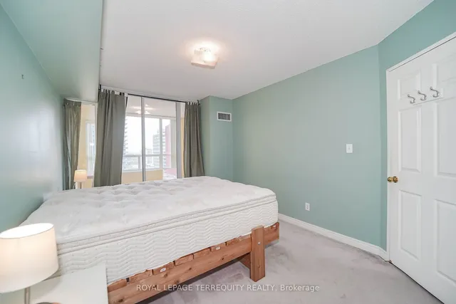 Additional property image - 43 Eglinton Ave Unit 1708