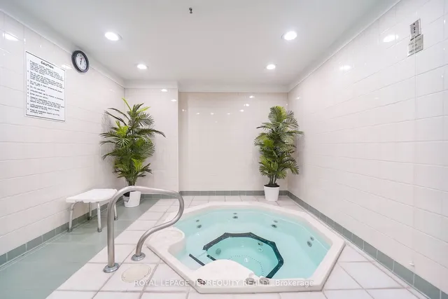 Additional property image - 43 Eglinton Ave Unit 1708