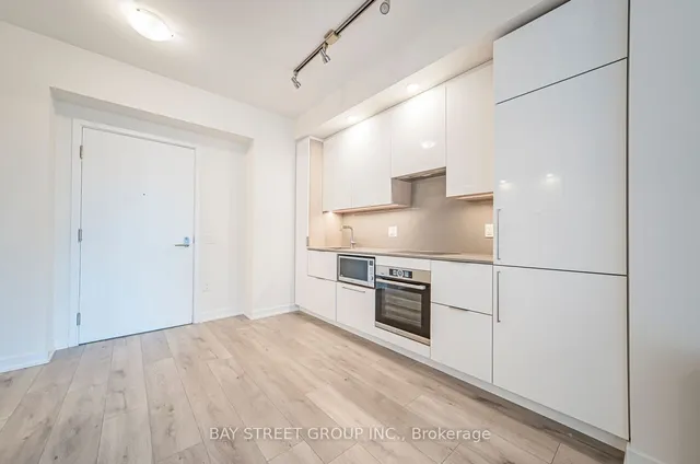 Additional property image - 28 Freeland St Unit 2103