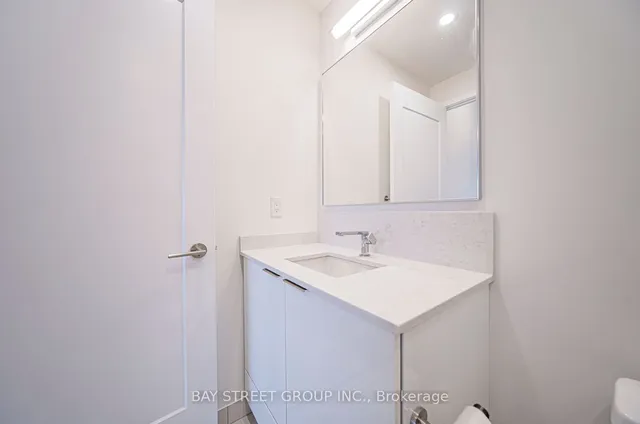 Additional property image - 28 Freeland St Unit 1502