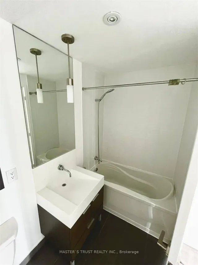 Additional property image - 110 Charles St Unit 2607