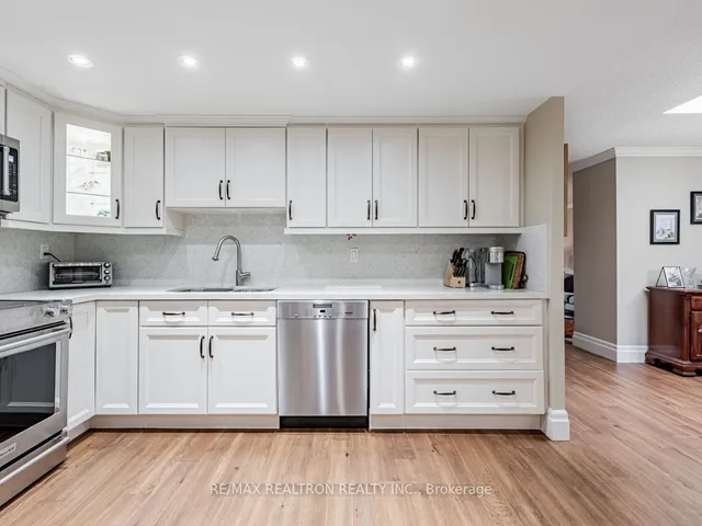 Additional property image - 55 Lombard St Unit 613