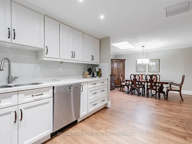 Additional property image - 55 Lombard St Unit 613