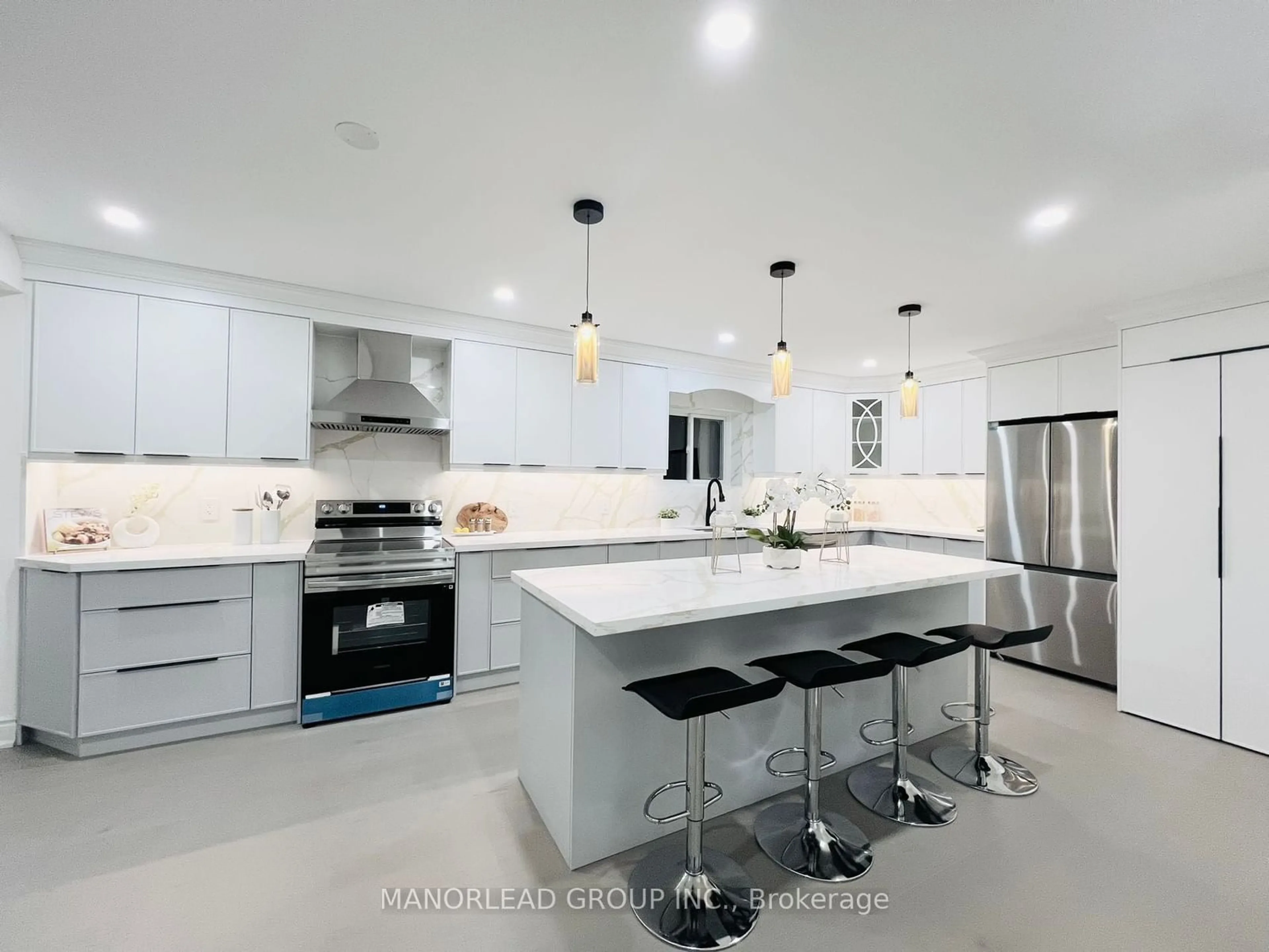 Contemporary kitchen, ceramic floors for 81 Kingslake Rd, Toronto Ontario M2J 3E6