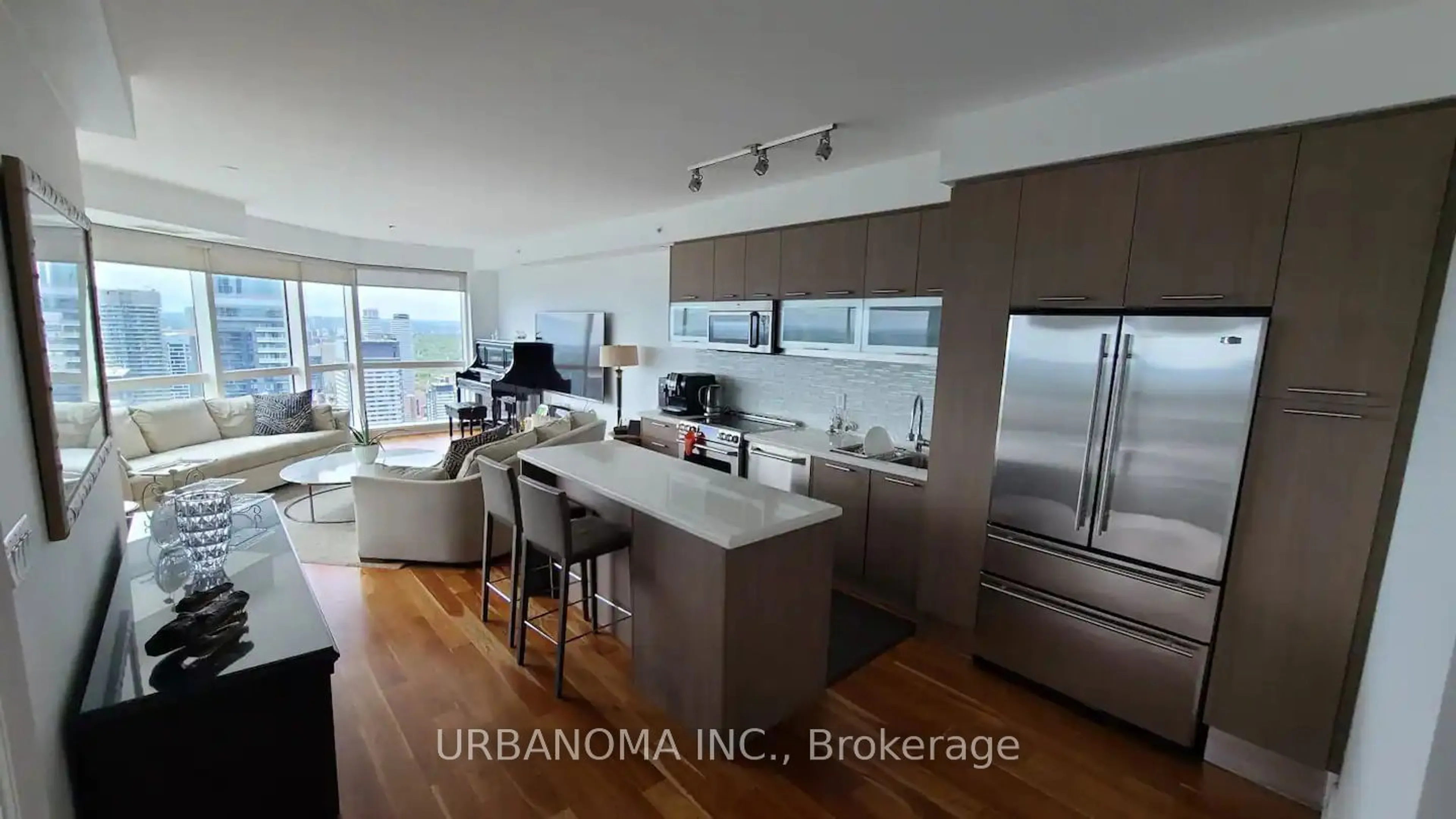 Open concept kitchen for 388 Yonge St #6116, Toronto Ontario M5B 0A4