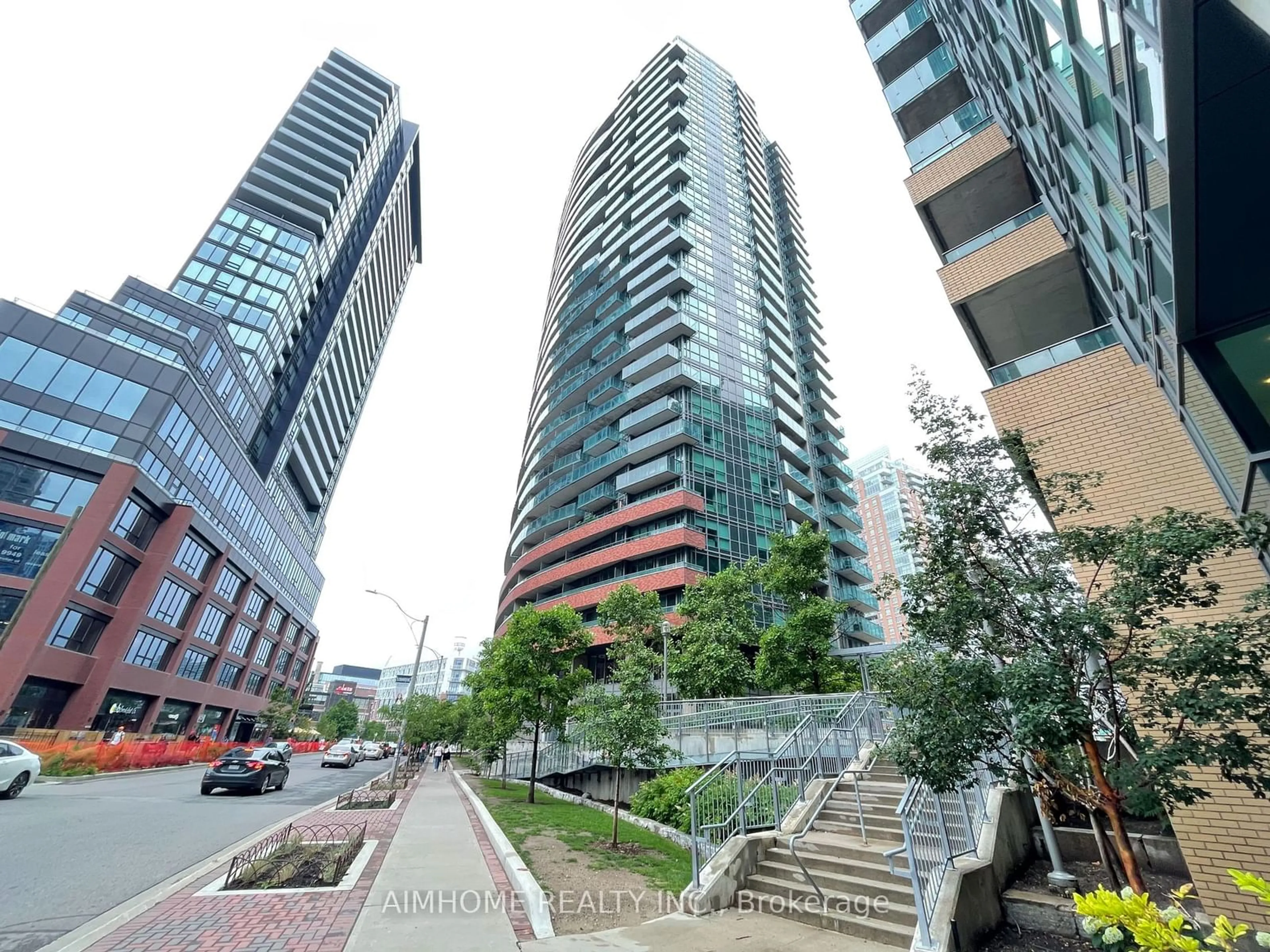 A pic from exterior of the house or condo, the view of city buildings for 150 East Liberty St #406, Toronto Ontario M6K 3R5