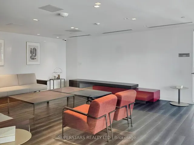 Additional property image - 1 Gloucester St Unit 609