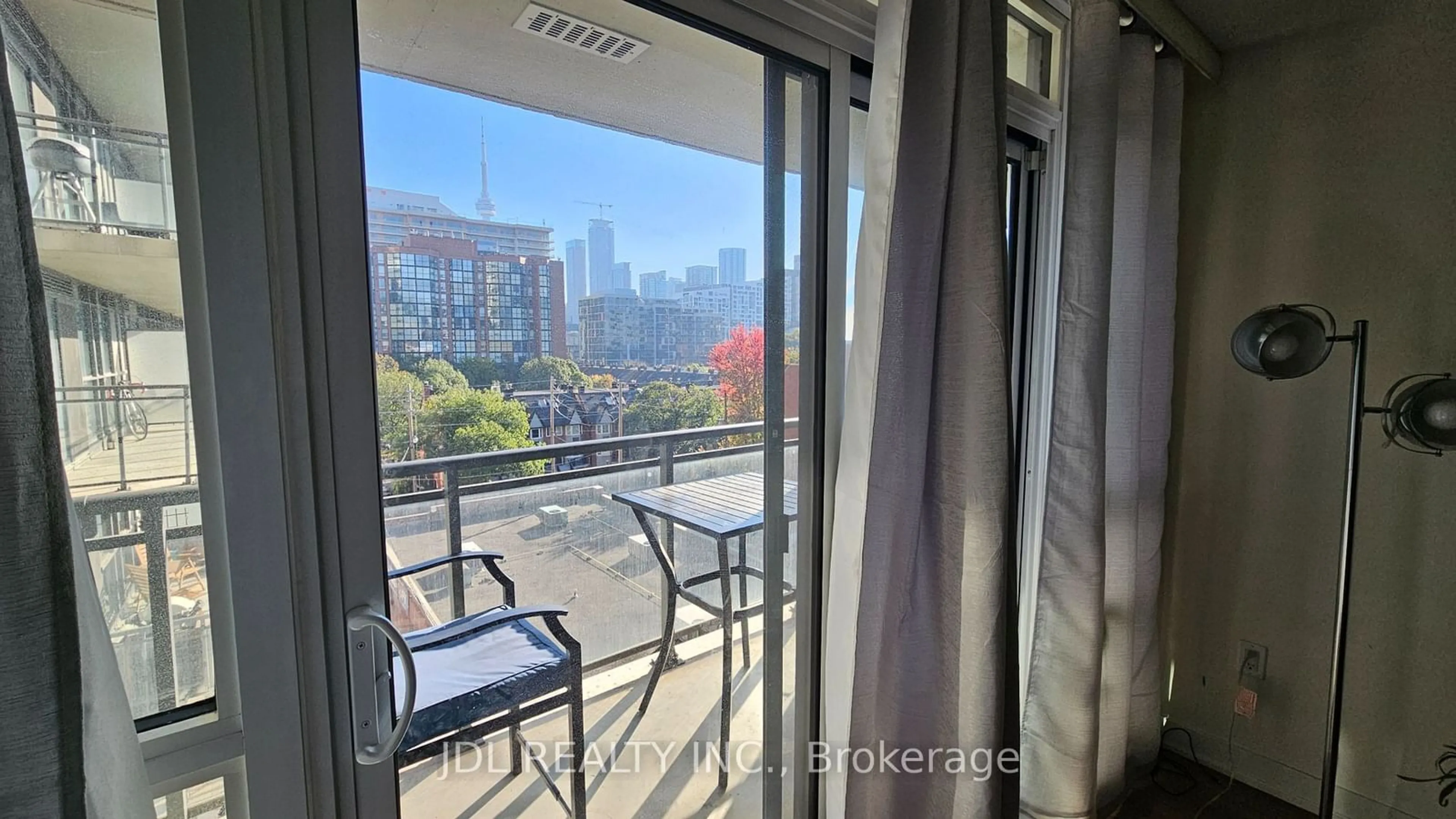 Balcony in the apartment, the street view for 775 King St #521, Toronto Ontario M5V 1C9