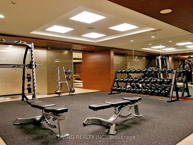 Additional property image - 39 Queens Quay Unit 940