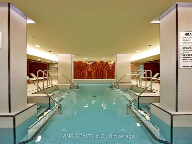 Additional property image - 39 Queens Quay Unit 940