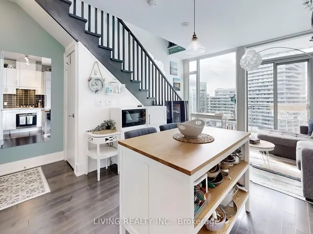 Additional property image - 39 Queens Quay Unit 940