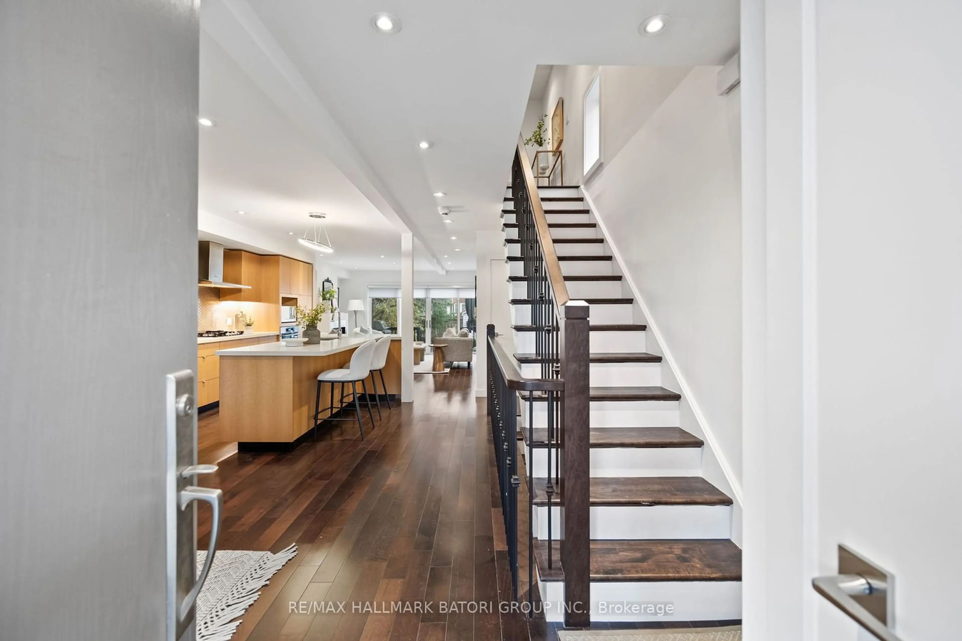 Indoor entryway, wood floors for 78 Shields Ave, Toronto Ontario M5N 2K4