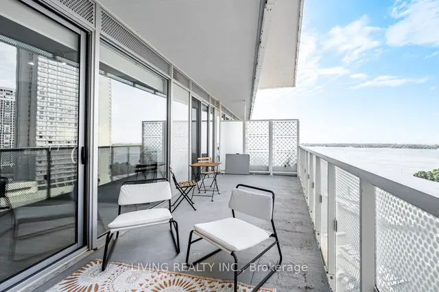 Additional property image - 15 Queens Quay Unit 1405